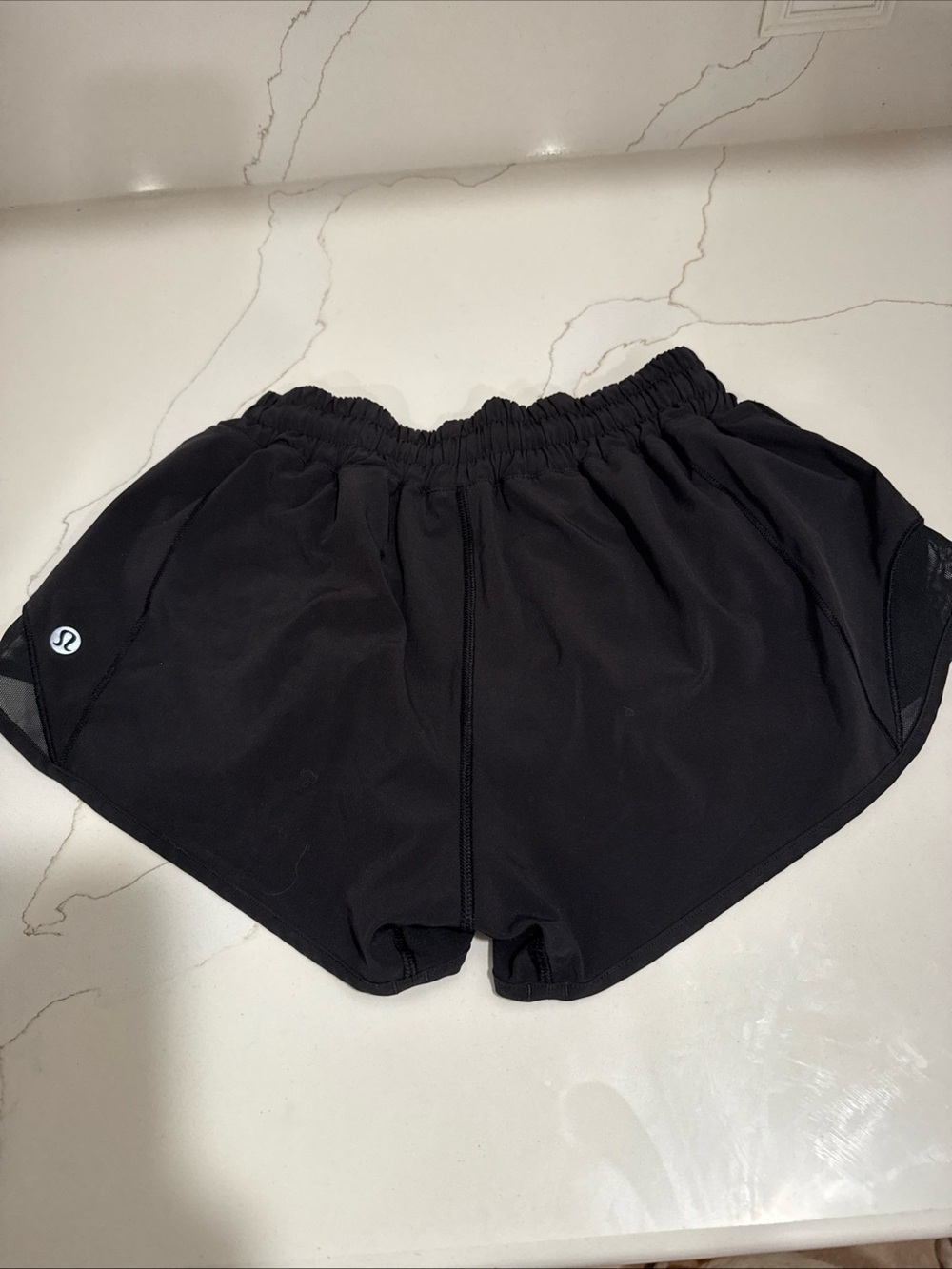 Lululemon Black Hotty Hot Low-Rise Lined Short 2.5" inseam Size 4